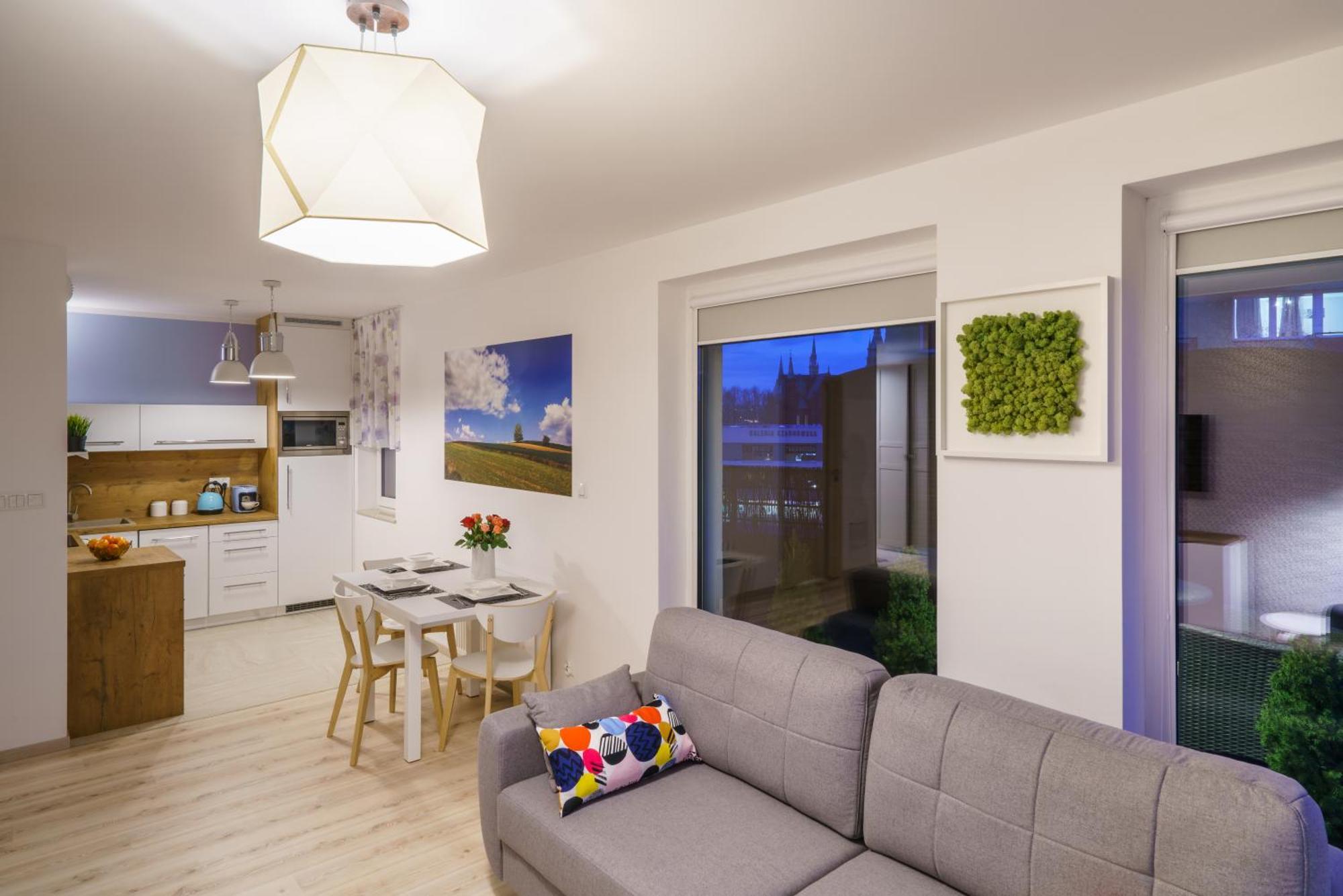 Apartament Z Tarasem Келце Екстериор снимка
