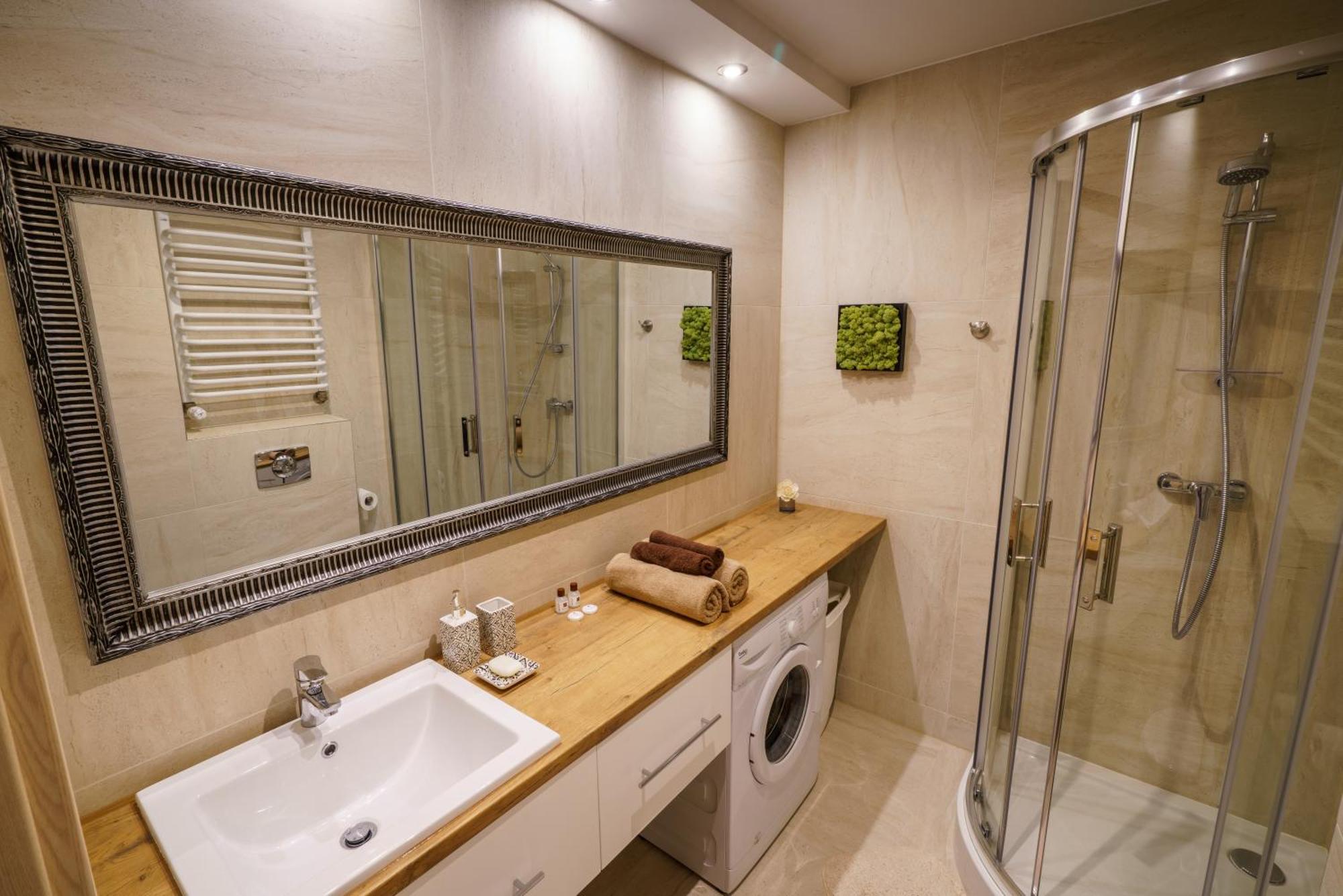 Apartament Z Tarasem Келце Екстериор снимка