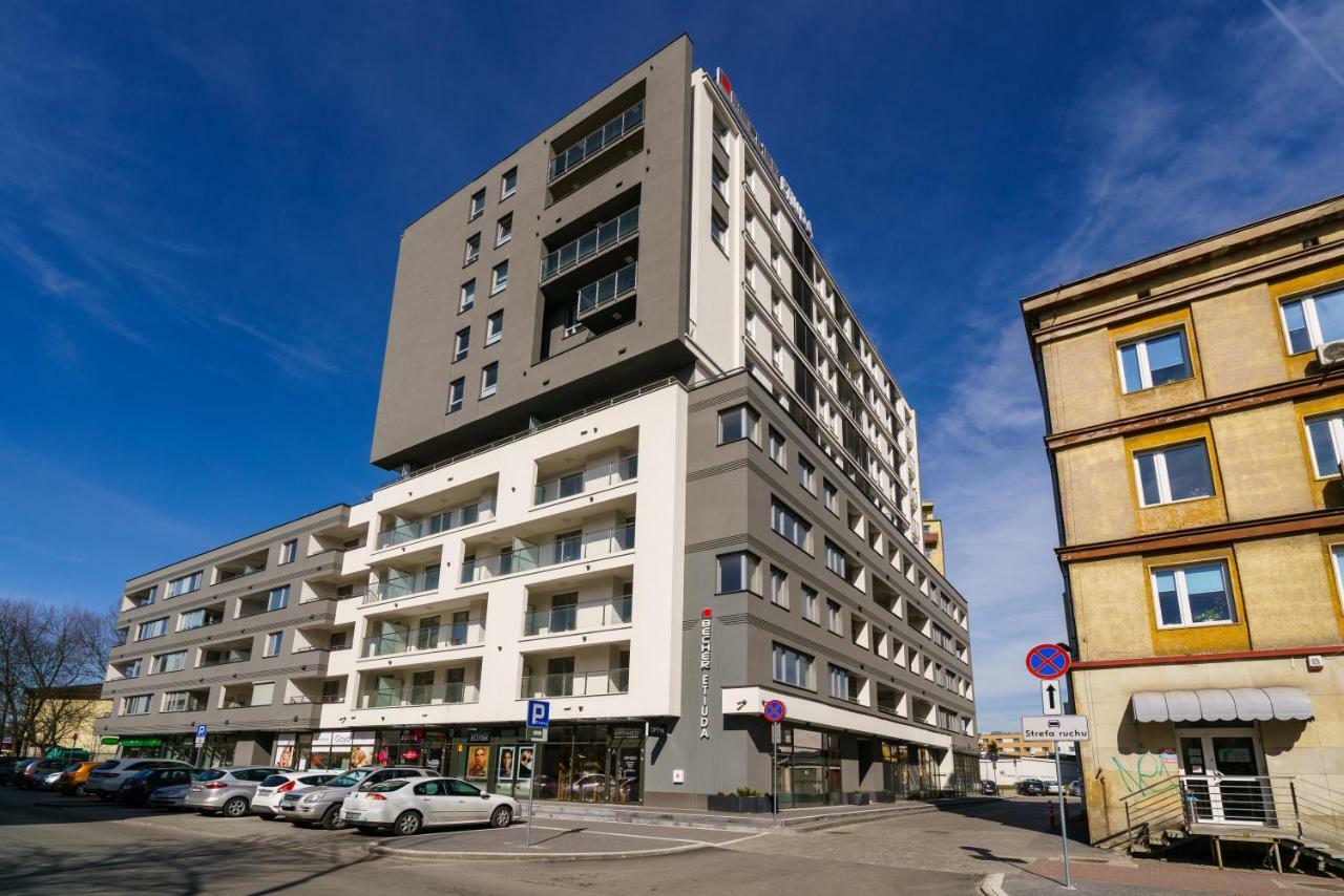 Apartament Z Tarasem Келце Екстериор снимка